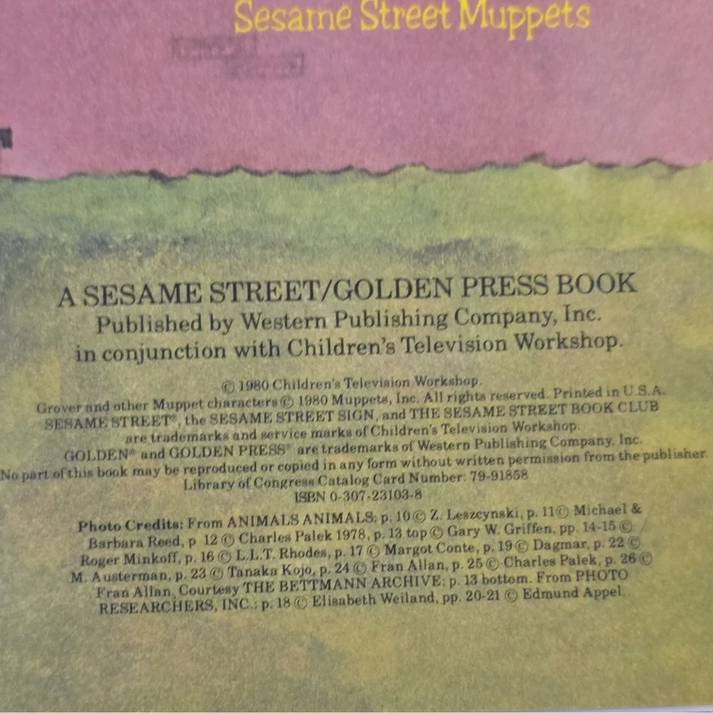 1980 Vintage‎ Book Sesame Street Grover's Book Of Cute Little Baby Animals